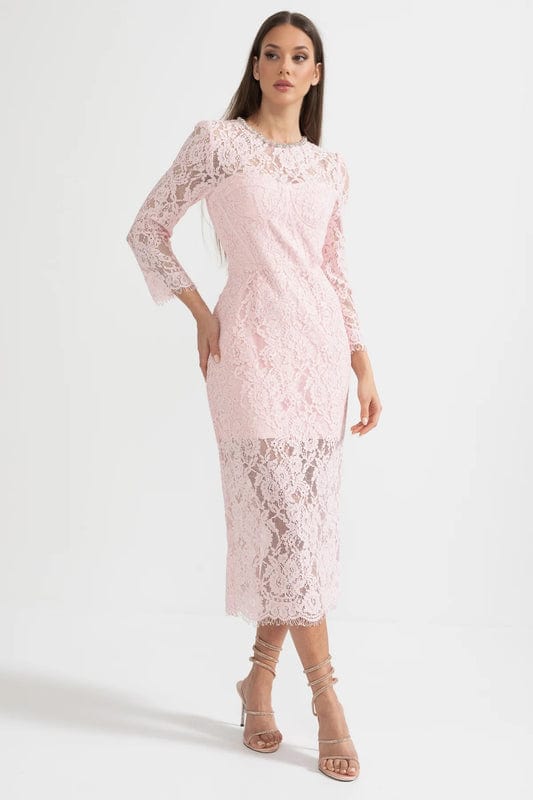 Amarisse | Elegant Lace Maxi Dress in Soft Pink