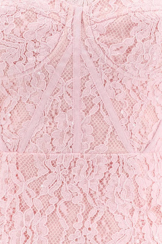 Amarisse | Elegant Lace Maxi Dress in Soft Pink