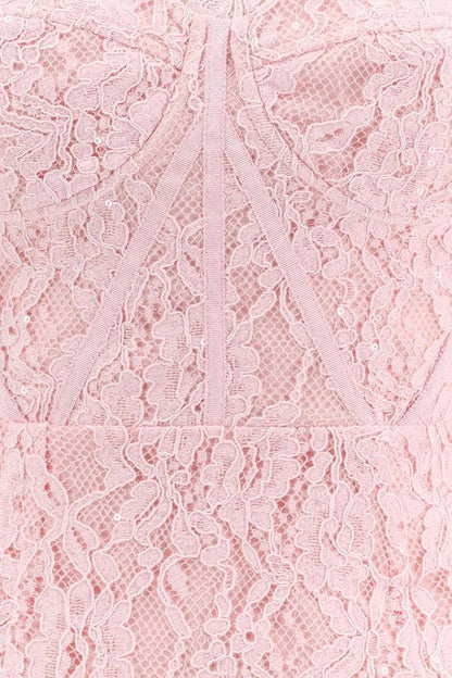 Amarisse | Elegant Lace Maxi Dress in Soft Pink
